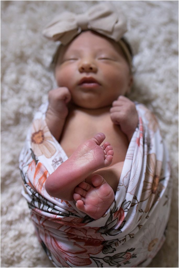 Kimberly Martindale Photography, In-Home Lifestyle Newborn Session, Nashville TN, Floral Swaddle, Taupe head-bow, baby, newborn photography, welcome home, family with dogs, Gallatin TN Photographer, Nashville TN Photographer, baby feet